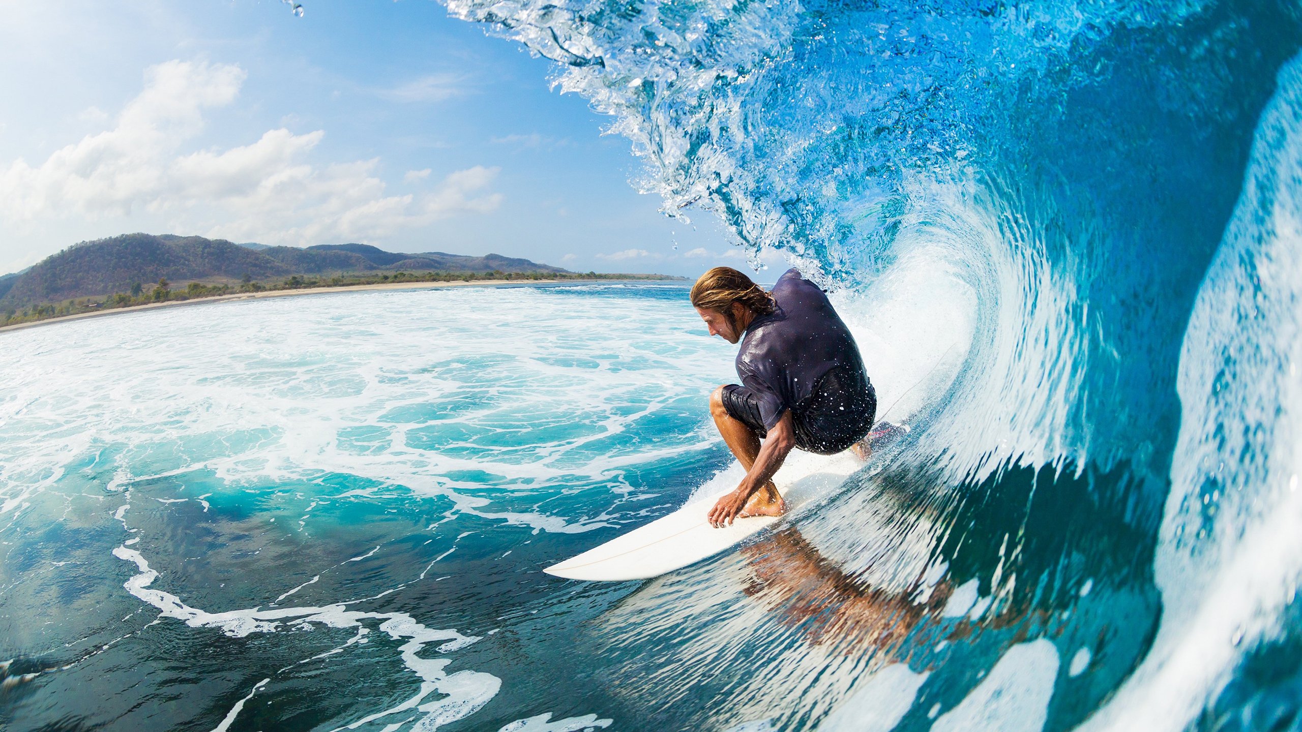 艾比·德尔福：南非队防线的中坚，凭借强大防守完成精准拦截，艾比 里德尔